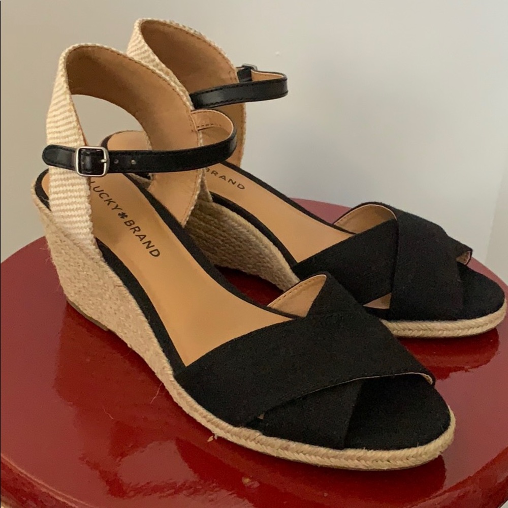 Lucky Brand open toe wedges